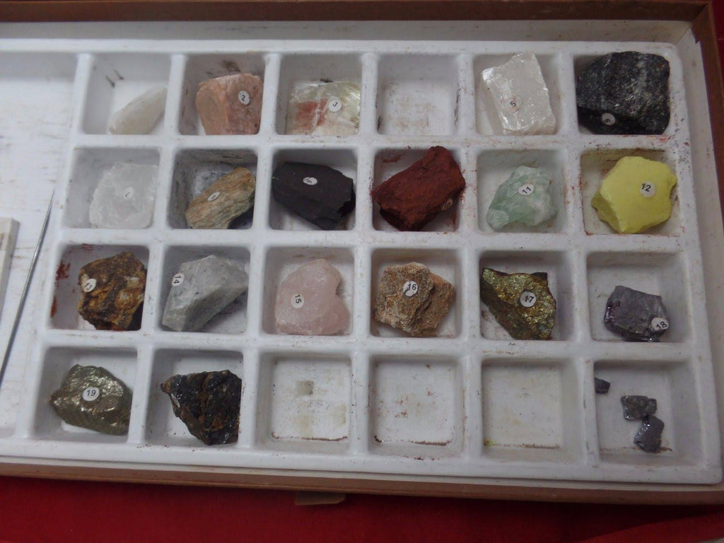 Set of 20 Rock Samples Mineral Identification Kit K256