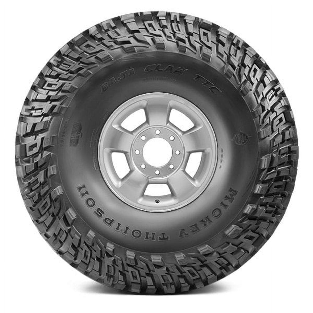 305/70R16 Tire M77356
