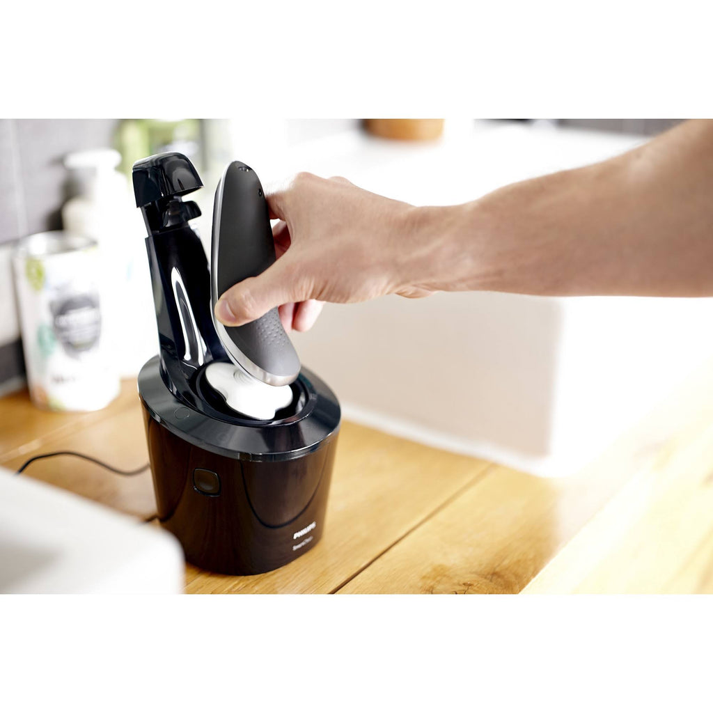 7700 Shaver A8528