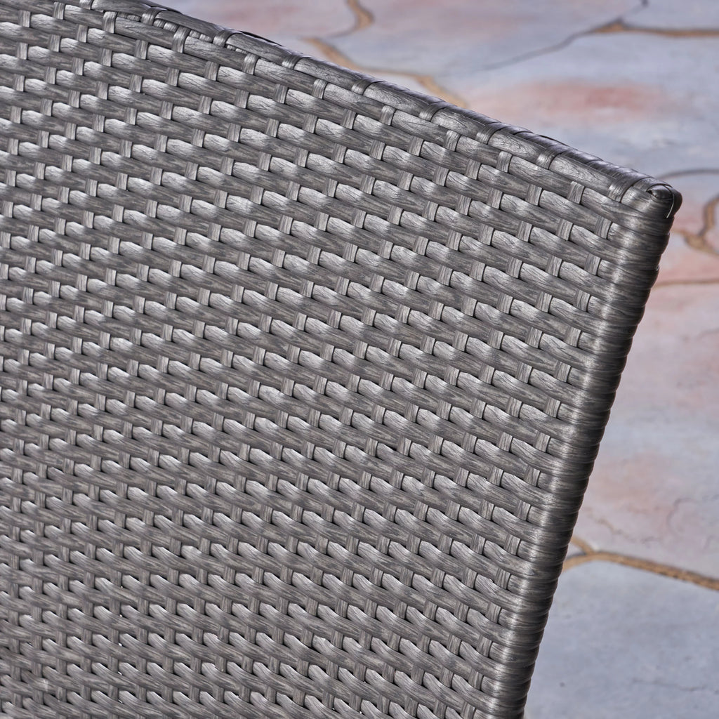 5 Piece Gray Wooden Round Patio Dining Set U2553