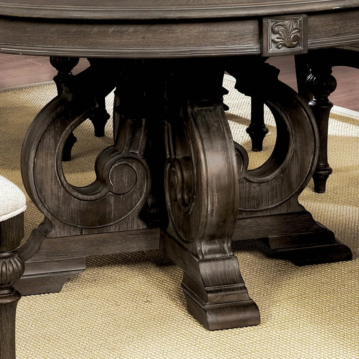 Wood Pedestal Dining Table E4831
