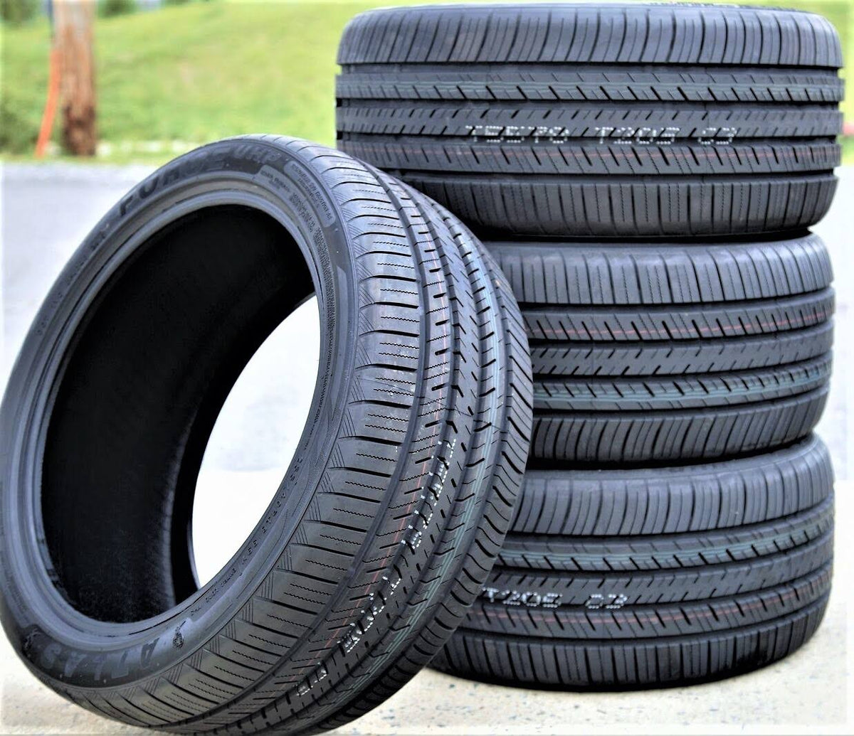 285/45R19 111W XL High Performance All Season Tire U8076