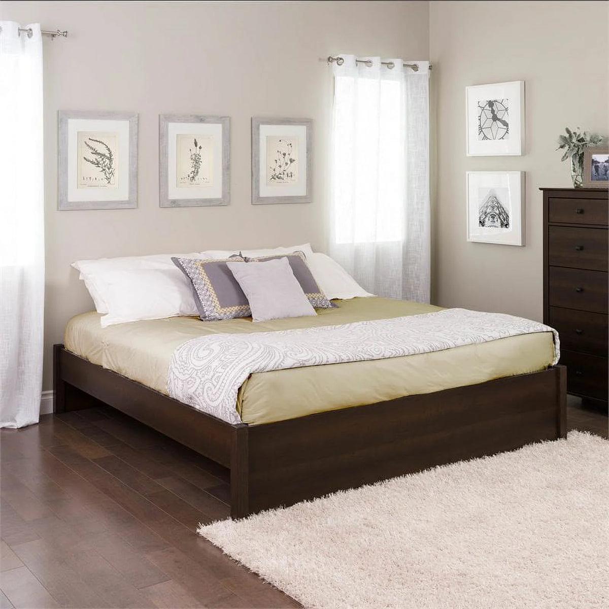 King 4-Post Platform Bed in Espresso Z23725