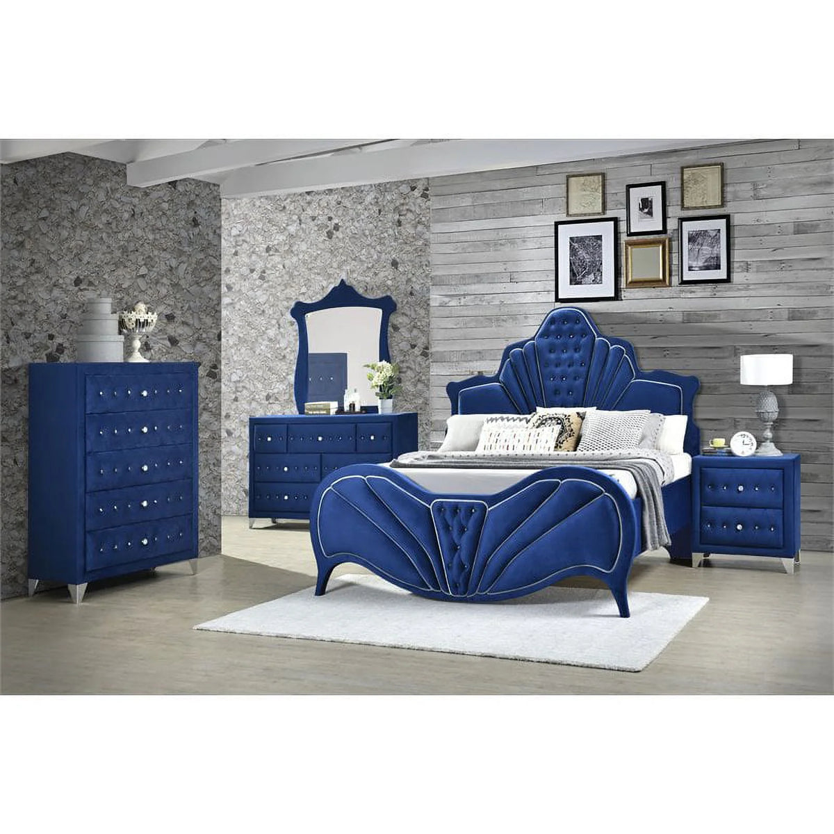 Queen Bed in Blue Velvet U806
