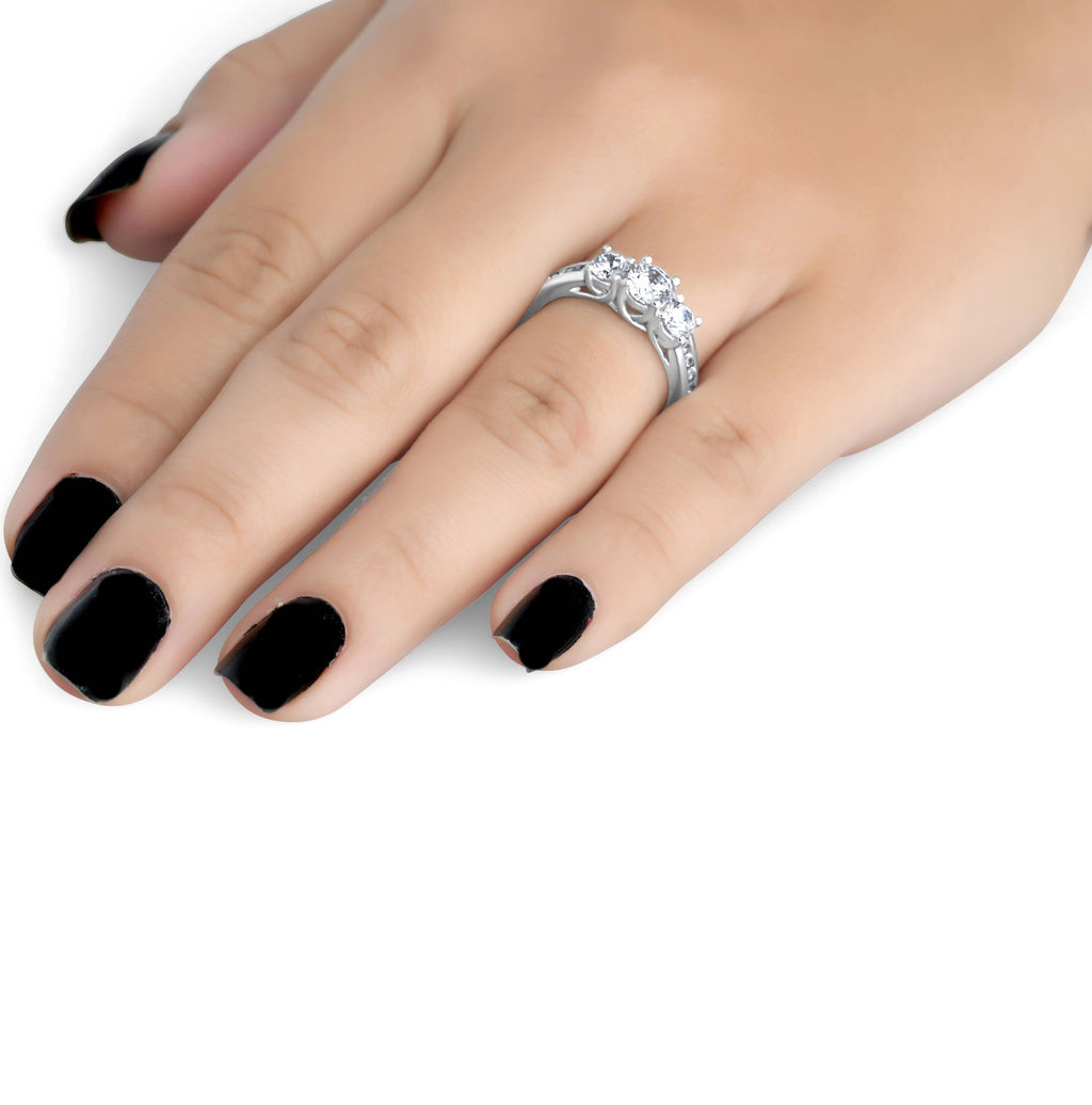 2ct Diamond Three Stone Ring 14K White Gold U917